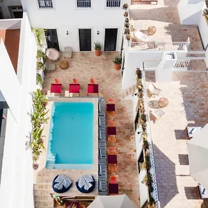 Casa Rosa With Pool In Centre , Olhão Portogallo